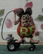Rat on a skateboard